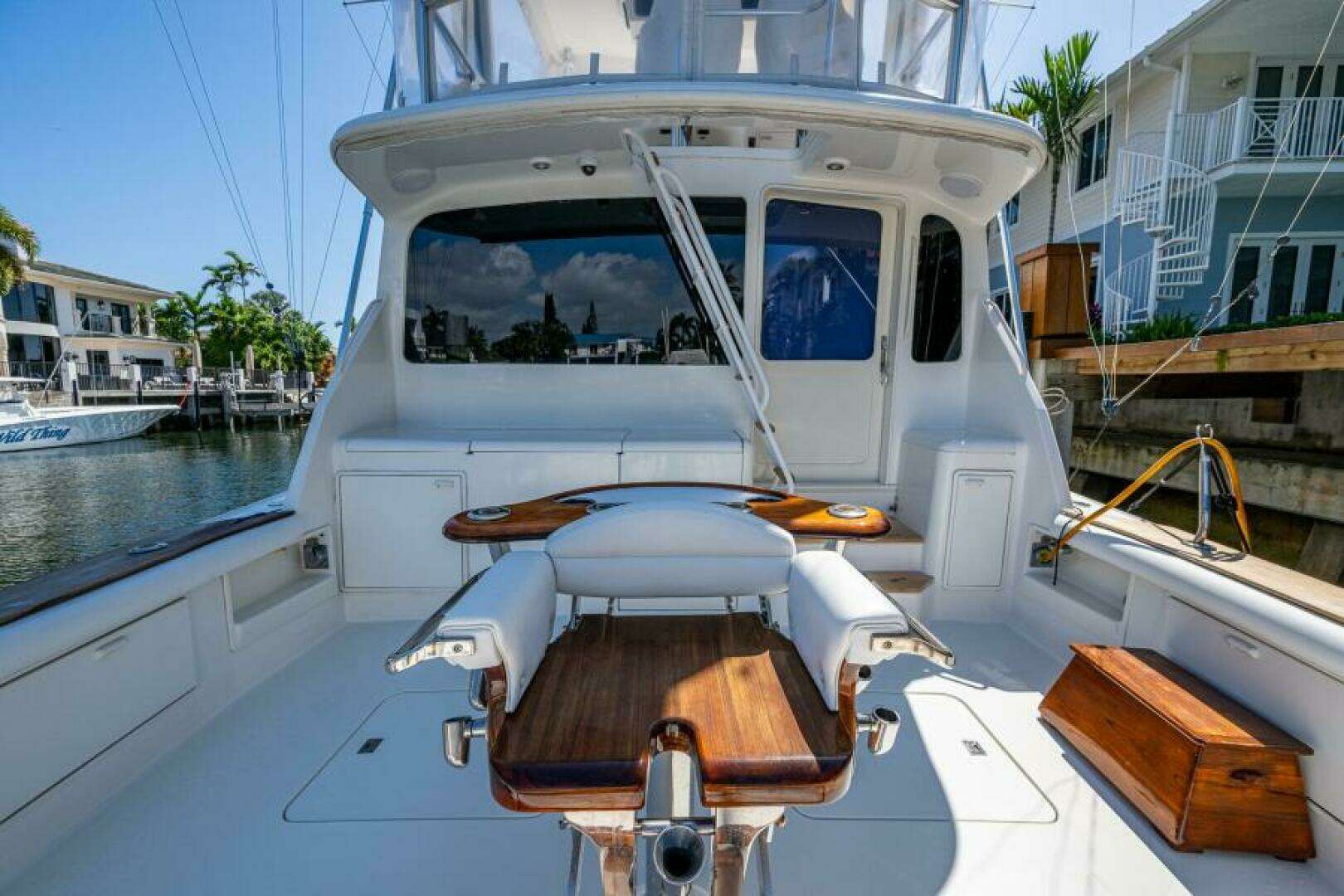 1999 Ocean Yachts 60 Convertible - Image 6