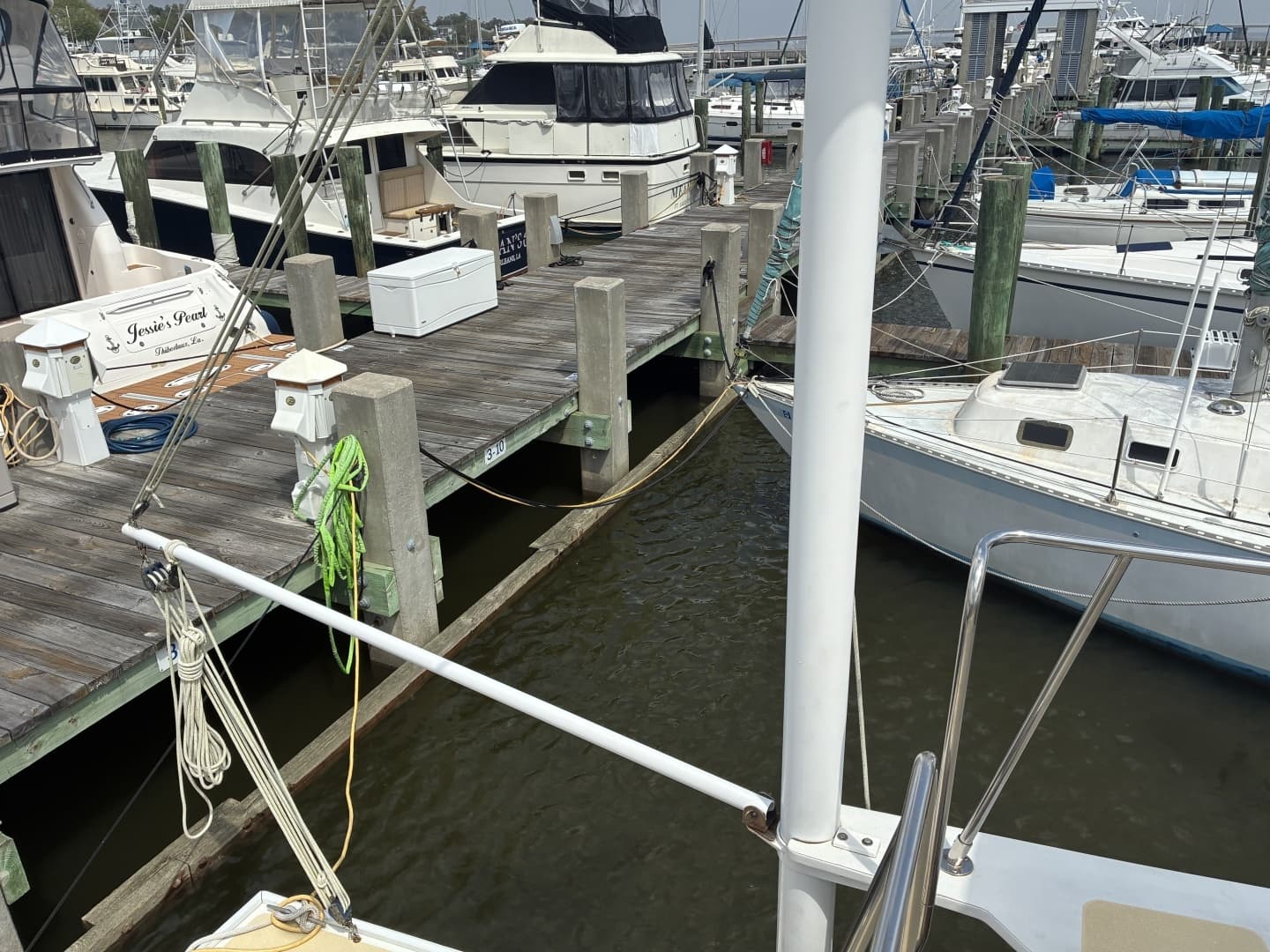 1989 Duffy 35 Flybridge - Image 43