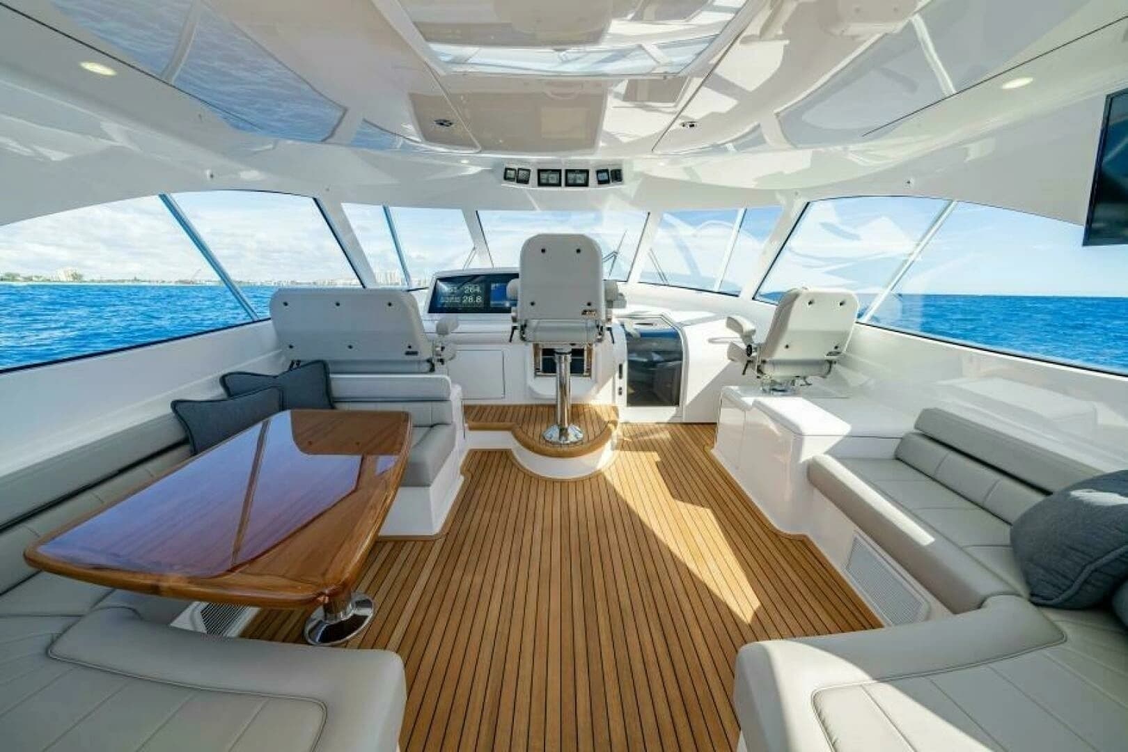 2027 Viking 54 Sport Tower - Image 31