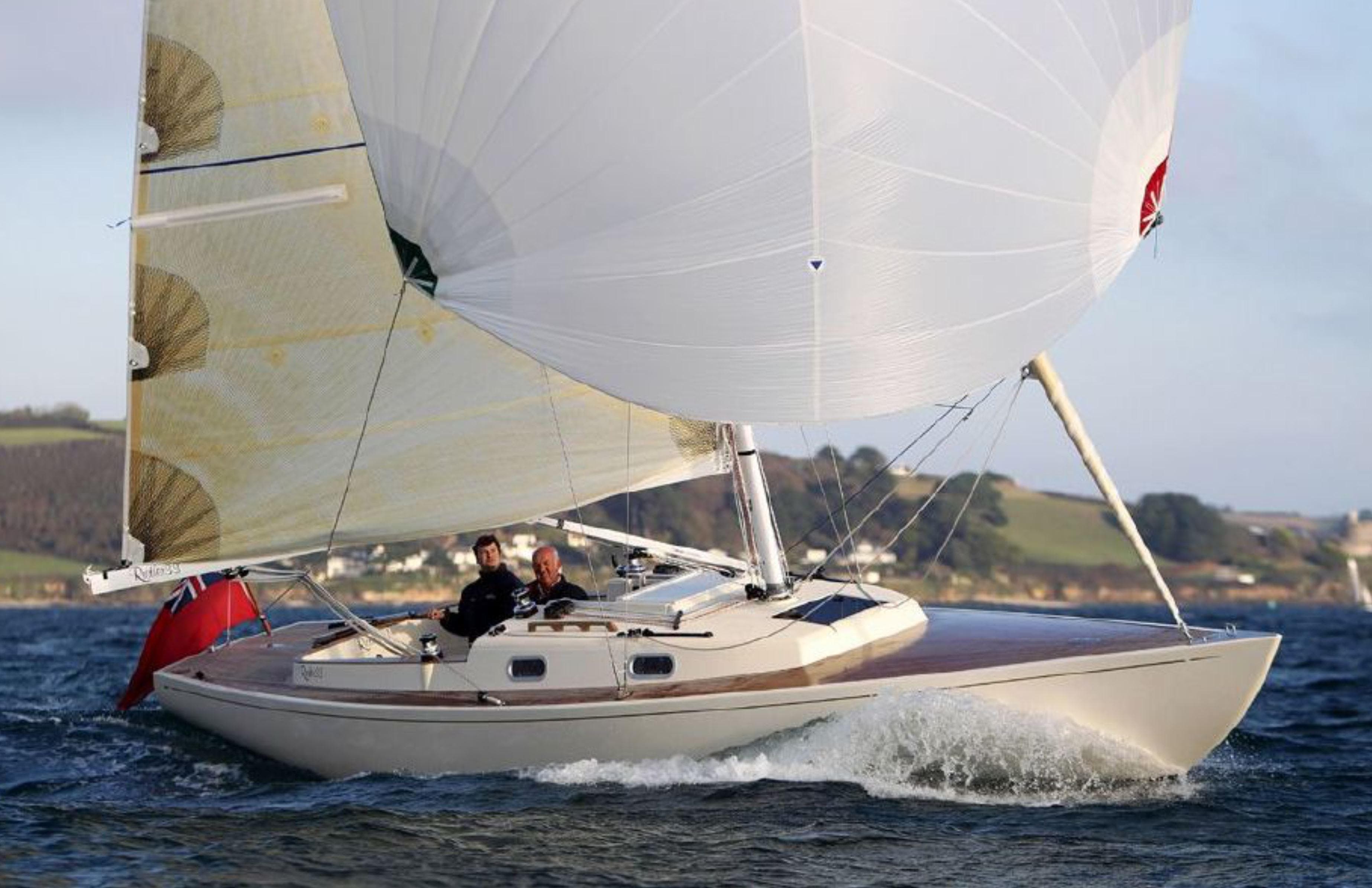 Rustler 33