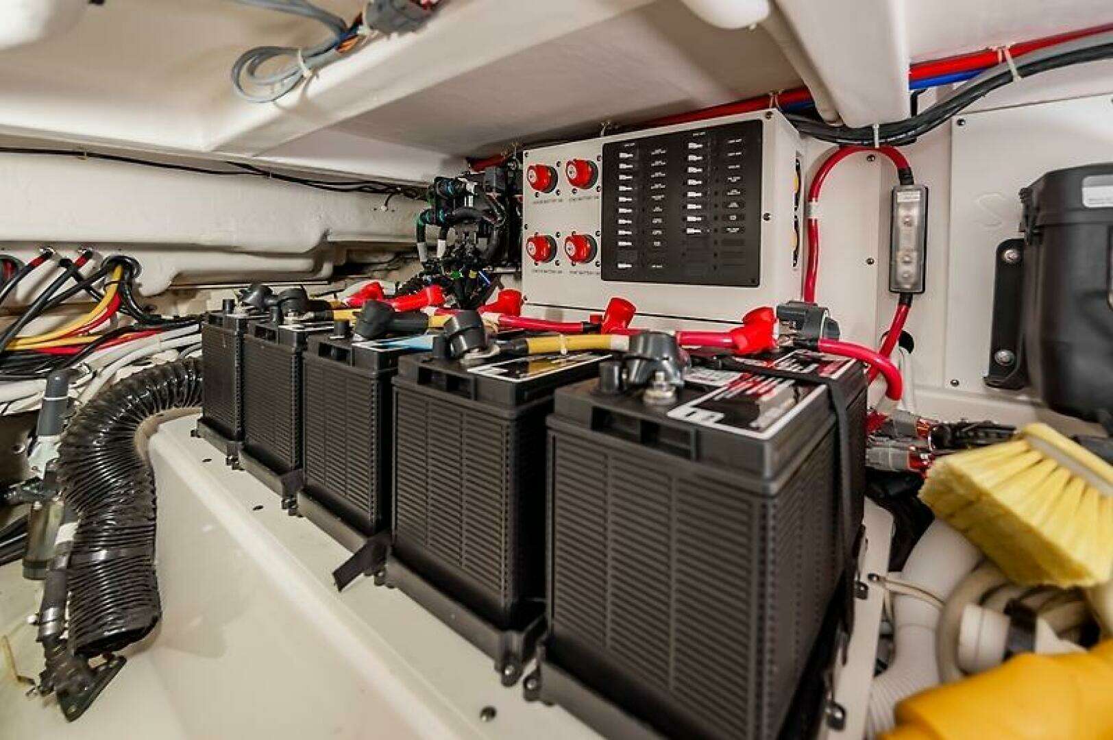 2023 Tiara Yachts 38 LS - Image 42