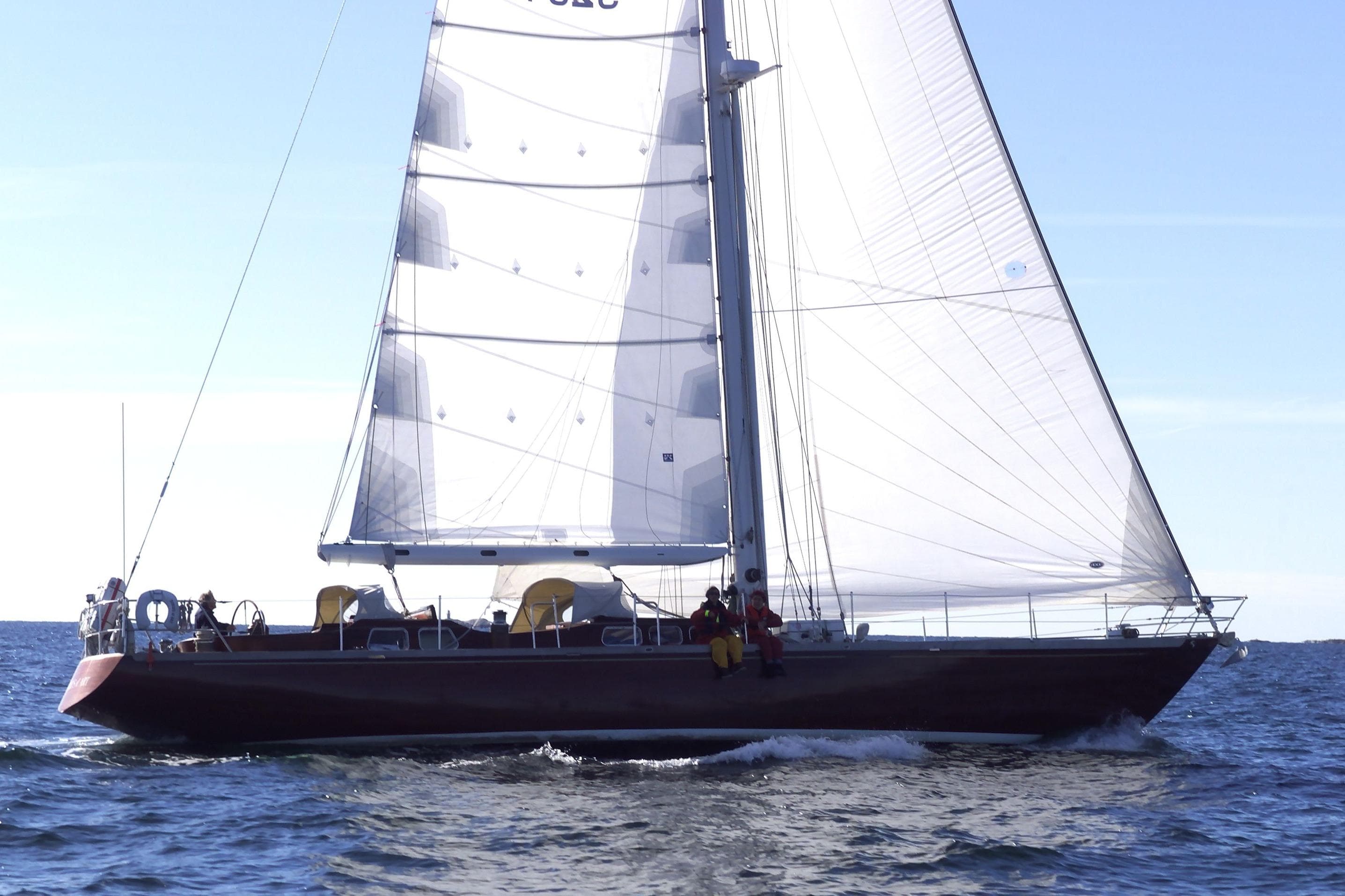 Sailing yacht "Cantiere Valdettaro Le Grazie" 1977 gliding on open sea.