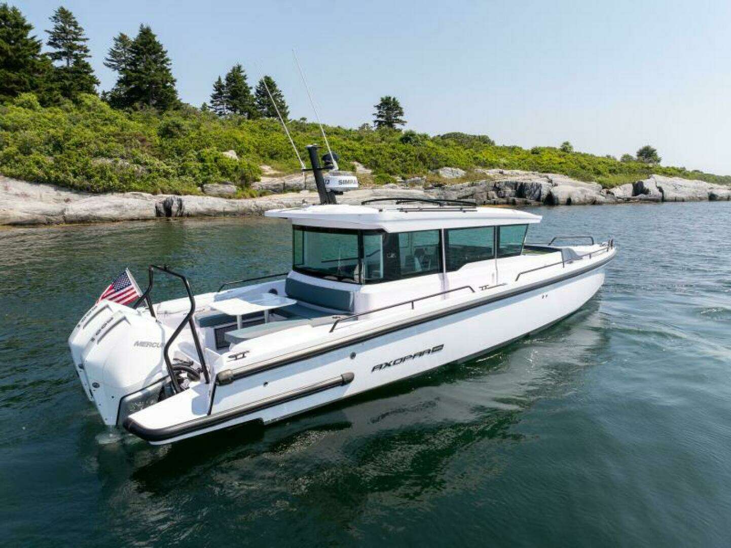 2026 Axopar Axopar 37 XC - Image 8