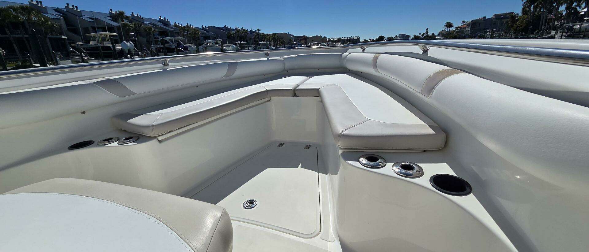 2006 Boston Whaler 270 Outrage - Image 6
