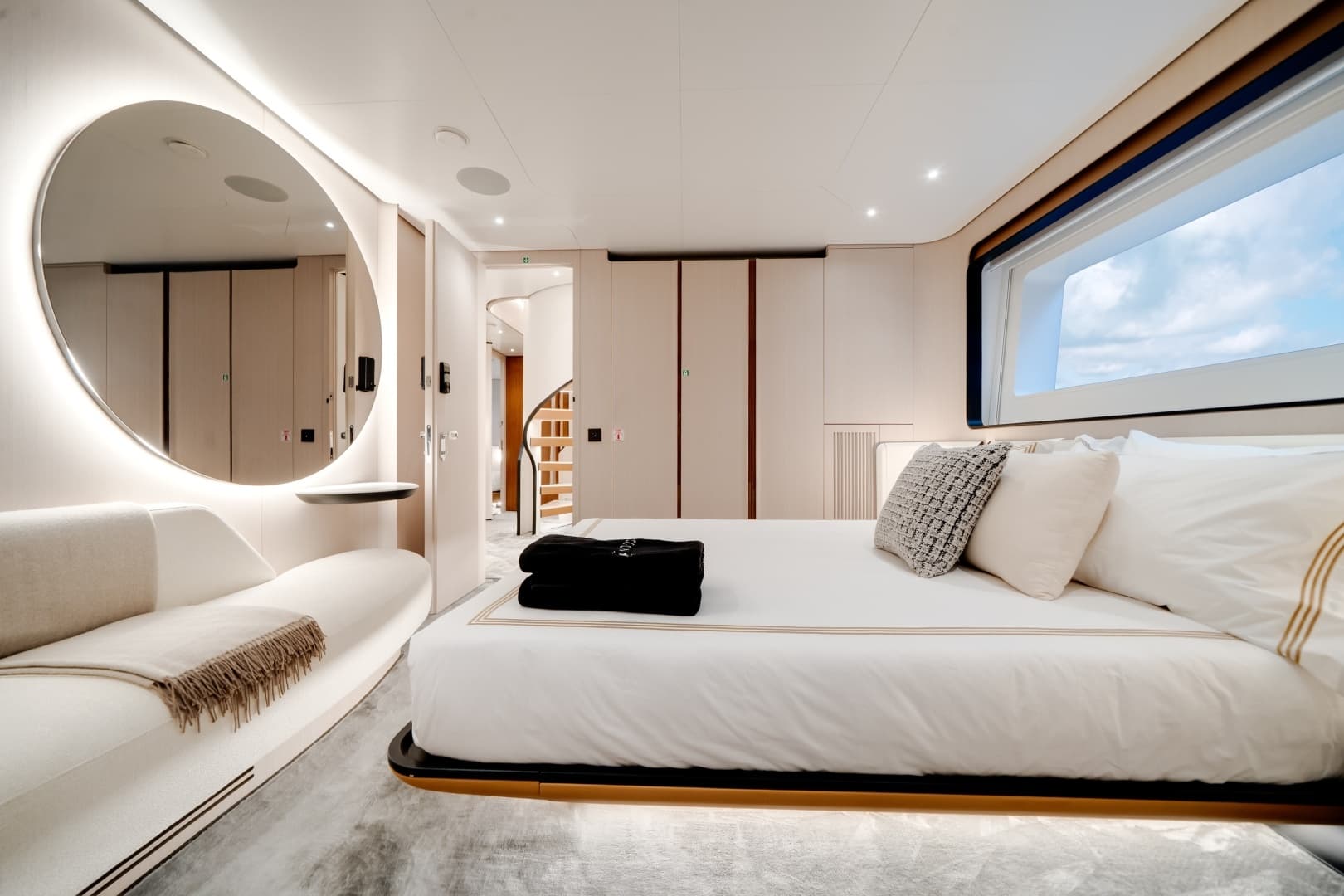 2024 Azimut 36 Meter - Image 100