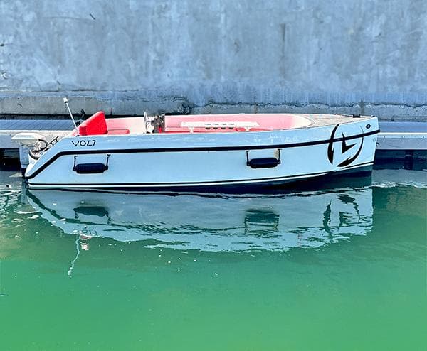 2023 Vision Marine Technologies Volt 180
