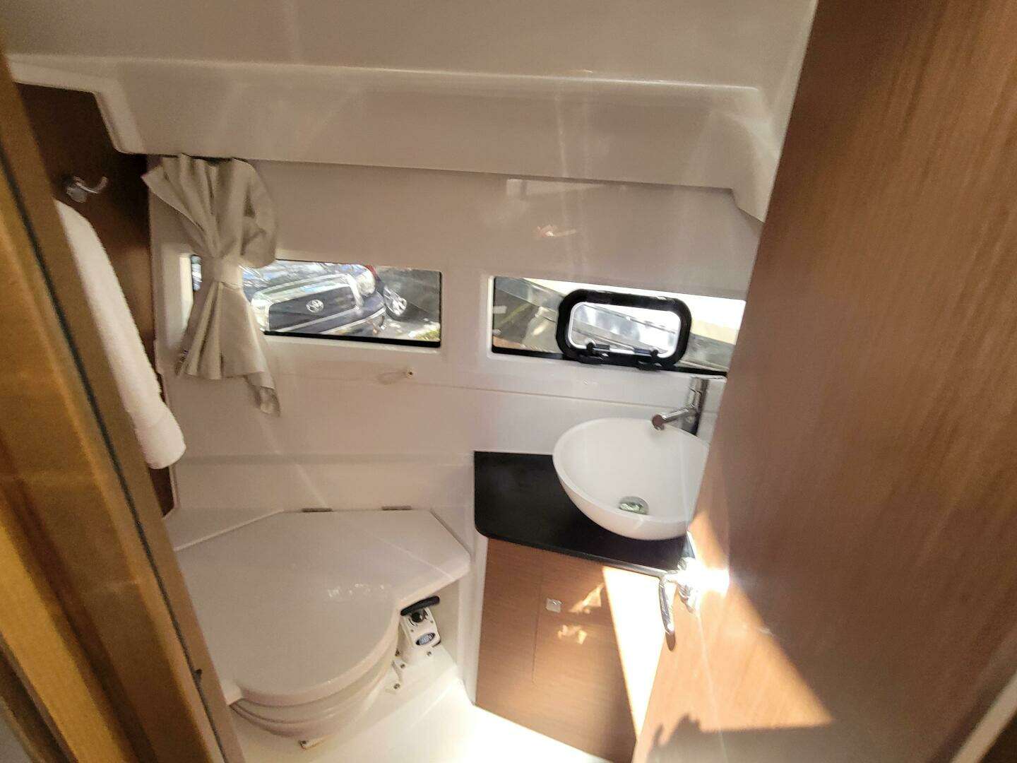 2023 Jeanneau NC895 - Image 20