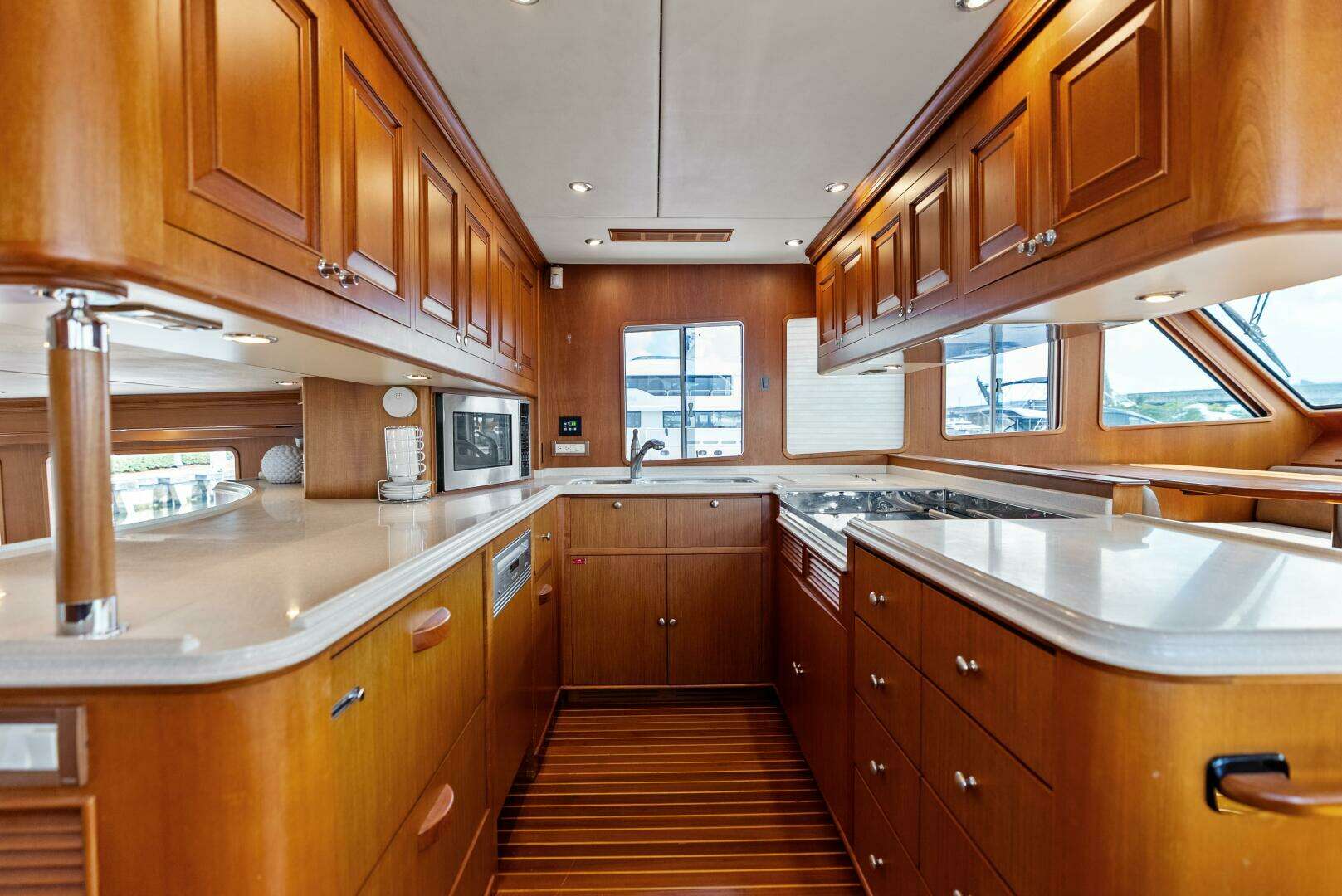 2005 Grand Banks 72 Aleutian RP - Image 97
