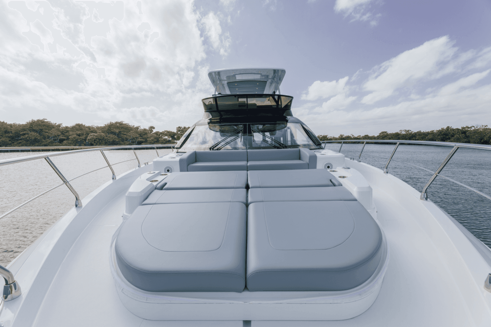 2026 Cruisers Yachts 57 FLY - Image 54