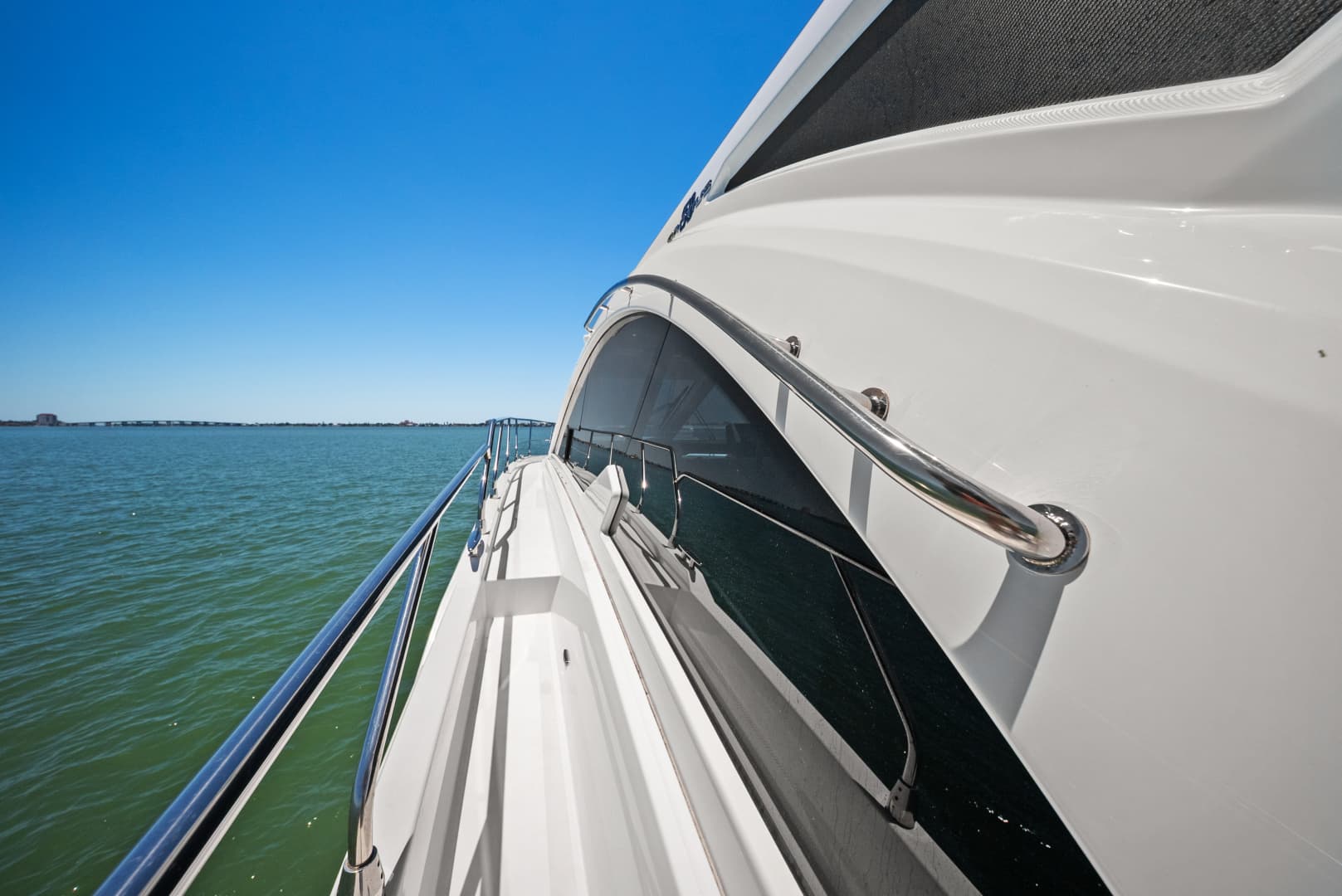 2025 Cruisers Yachts 50 Cantius - Image 58