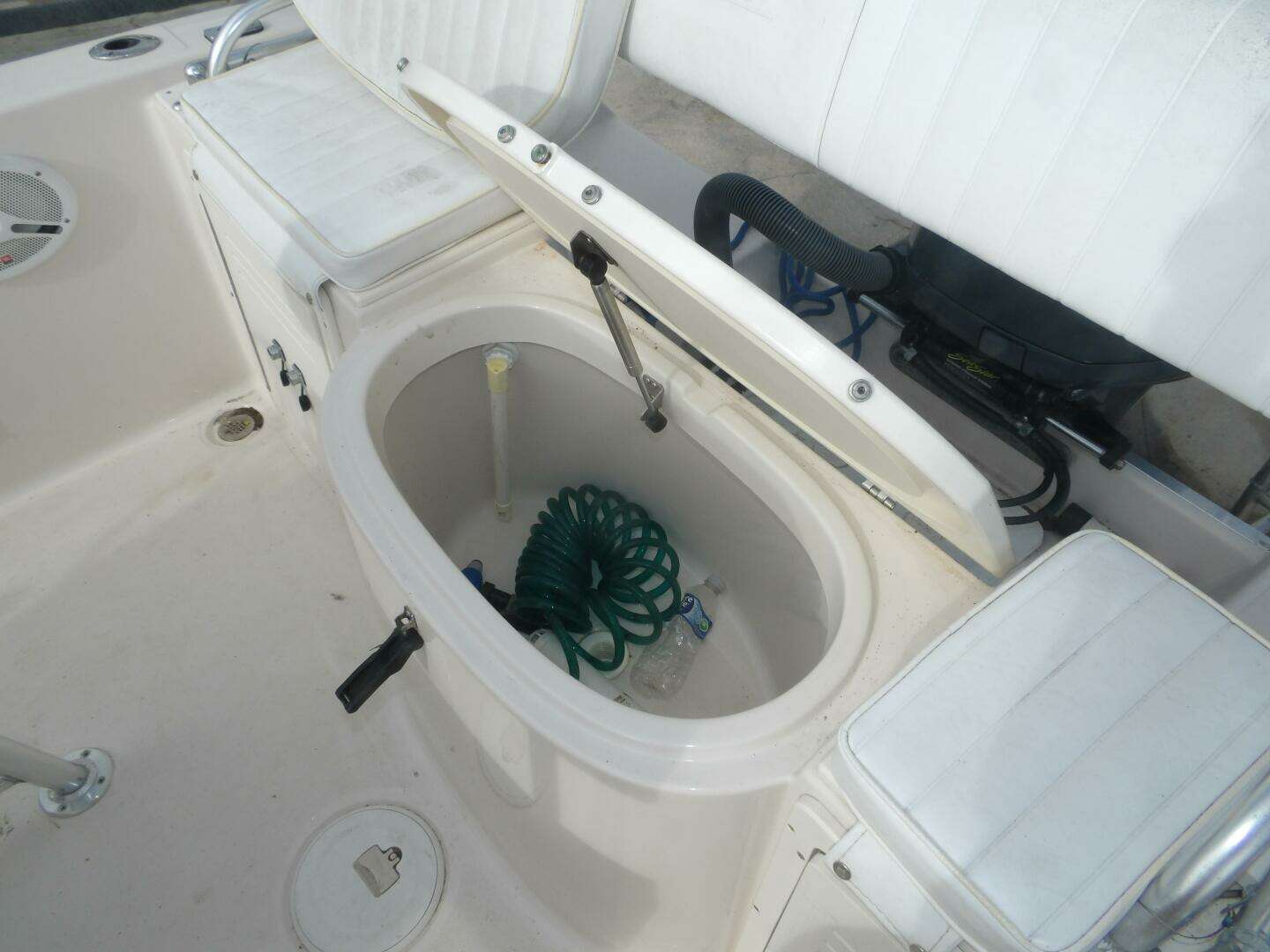 2006 Cobia 210 CC - Image 41