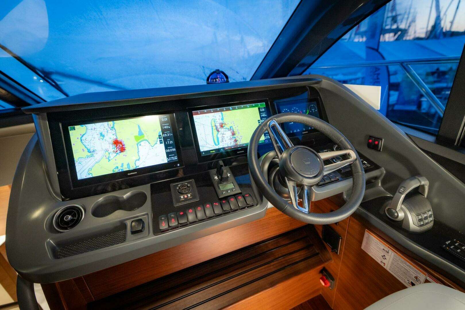 2026 Princess V55 - Image 39