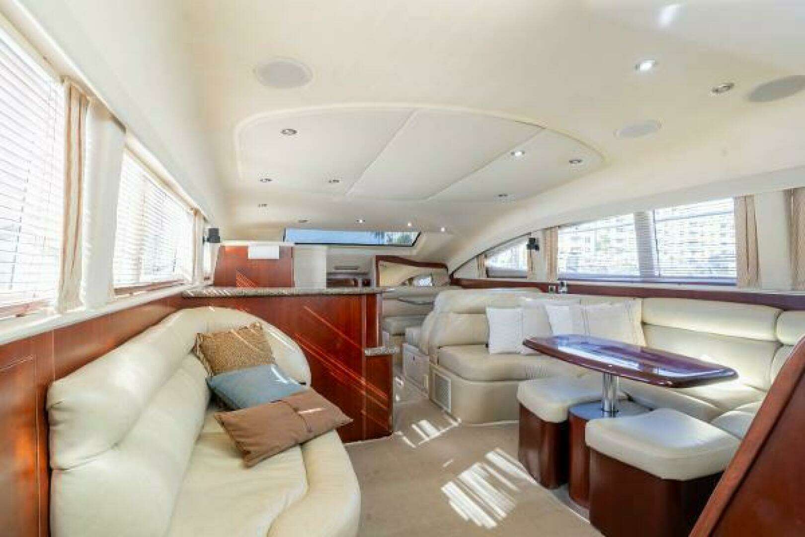 2005 Sea Ray 480 Motor yacht - Image 22