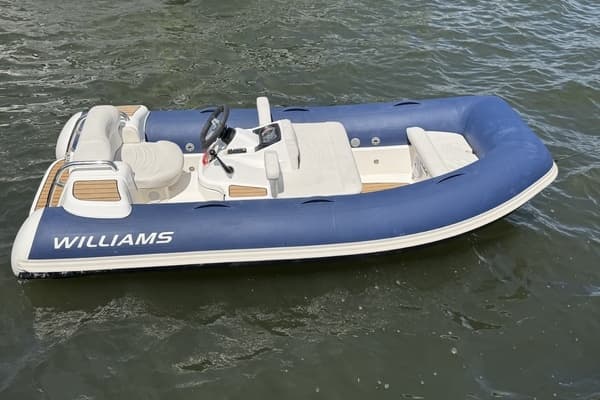 2022 Williams Jet Tenders TurboJet325