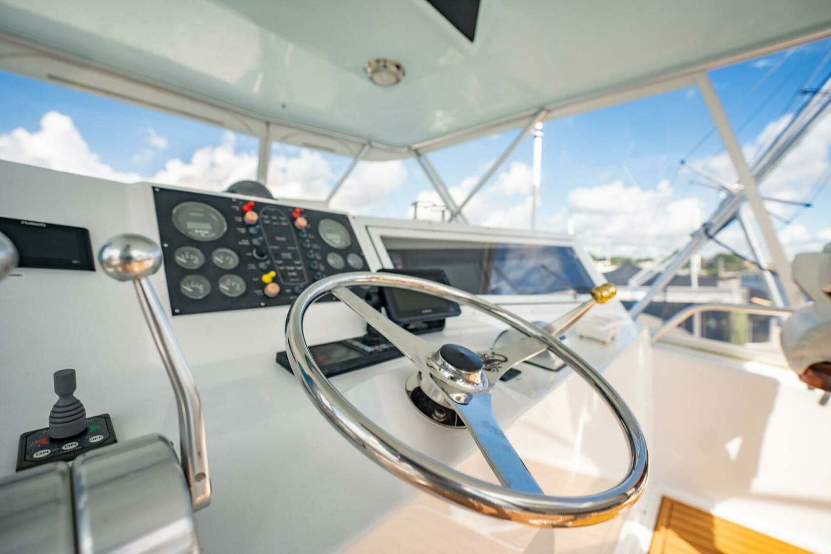 2000 Viking Conv Sport Fisher - Image 42