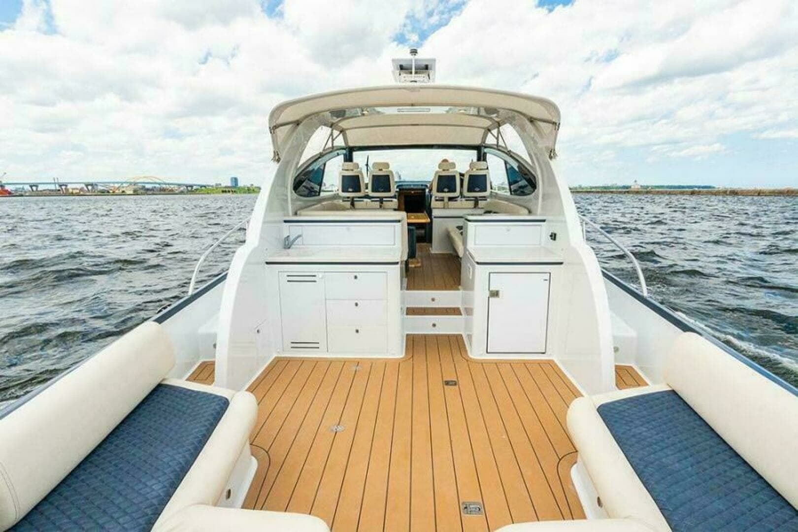 2019 Palm Beach Motor Yachts GT50 - Image 14