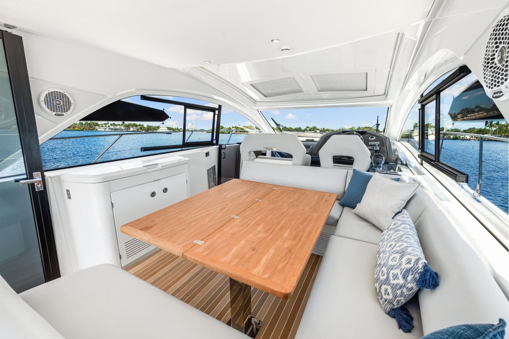 2024 Beneteau Gran Turismo 45 - Image 48