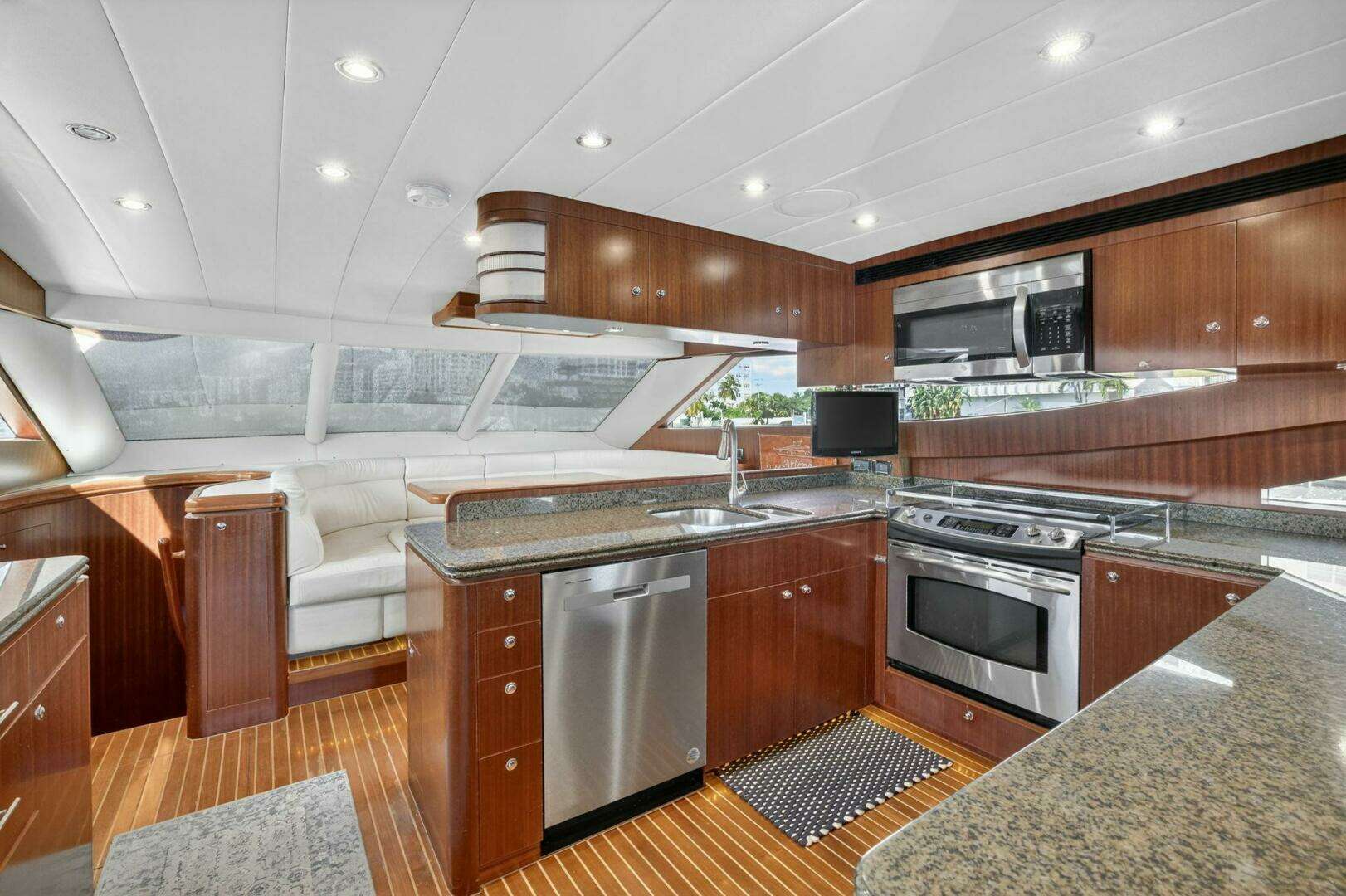 2009 Horizon — - Image 17