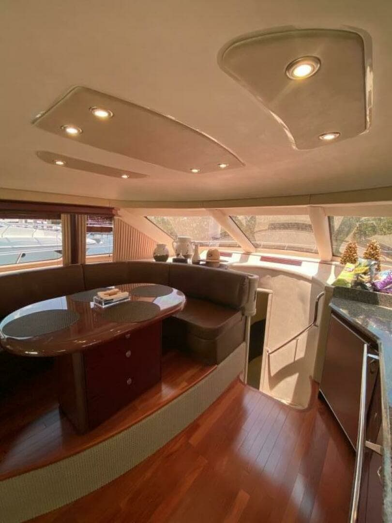 2006 Sea Ray 58 Sedan Bridge - Image 30
