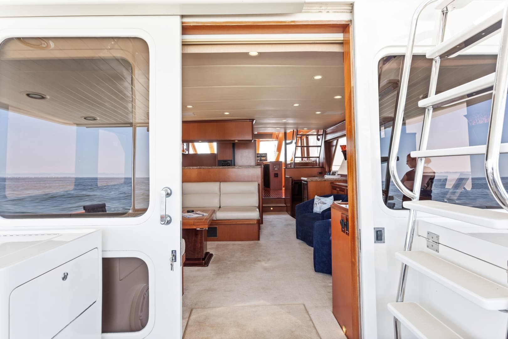 2005 Offshore Yachts Offshore 66 - Image 15