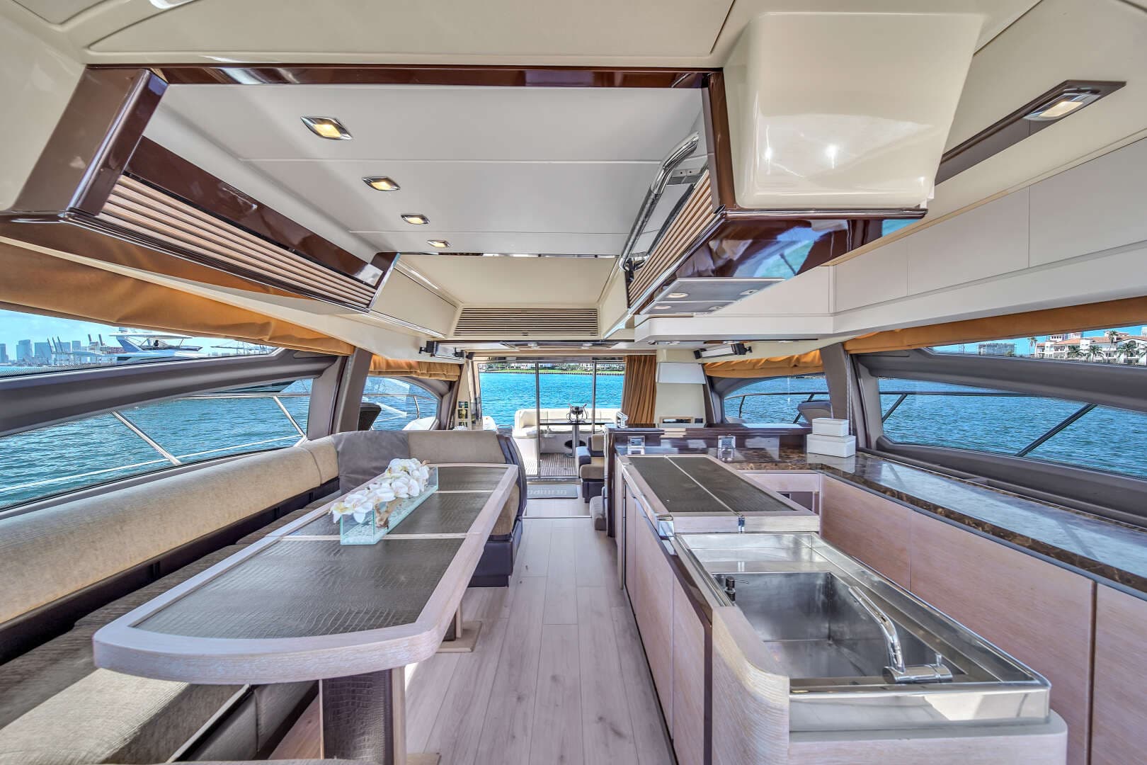 2012 Azimut 64 FLY - Image 55