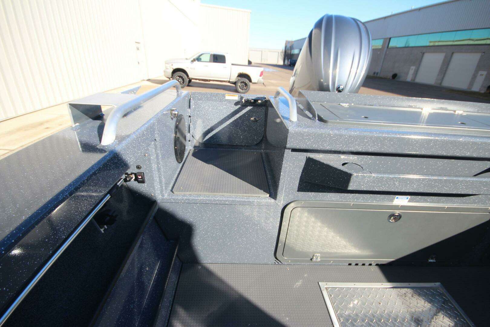 2025 Weldcraft 210 Revolution Soft Top - Image 14