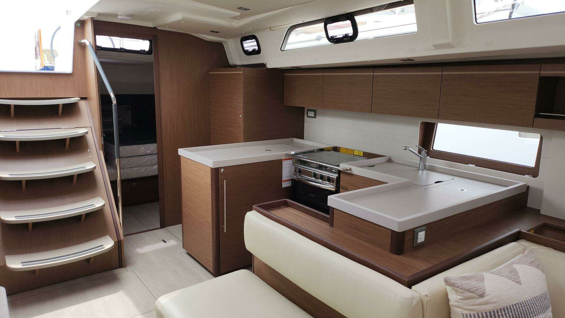 2024 Beneteau Oceanis 51.1 #374 - Image 4