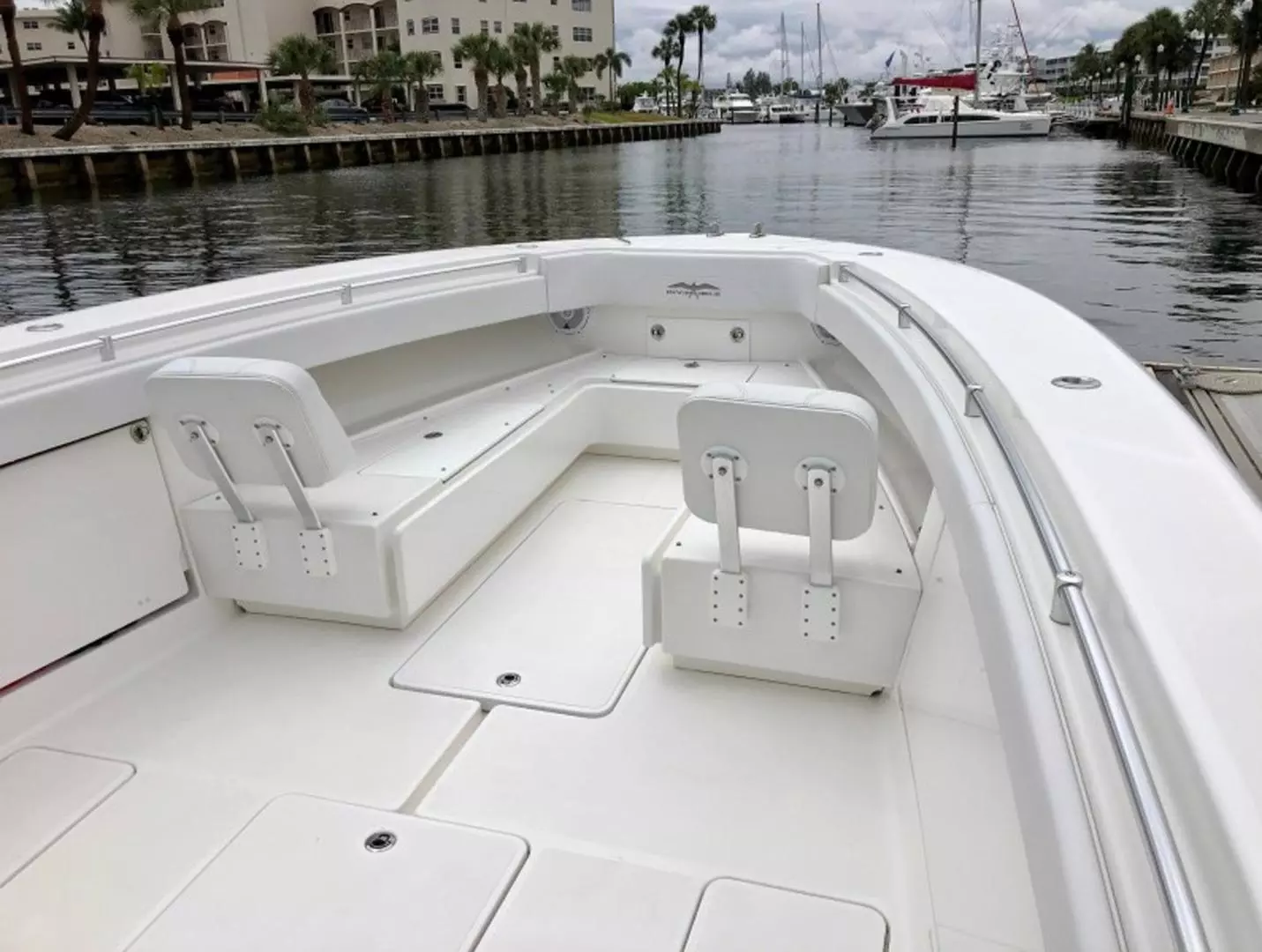 2018 Invincible 39 Open Fisherman - Image 4