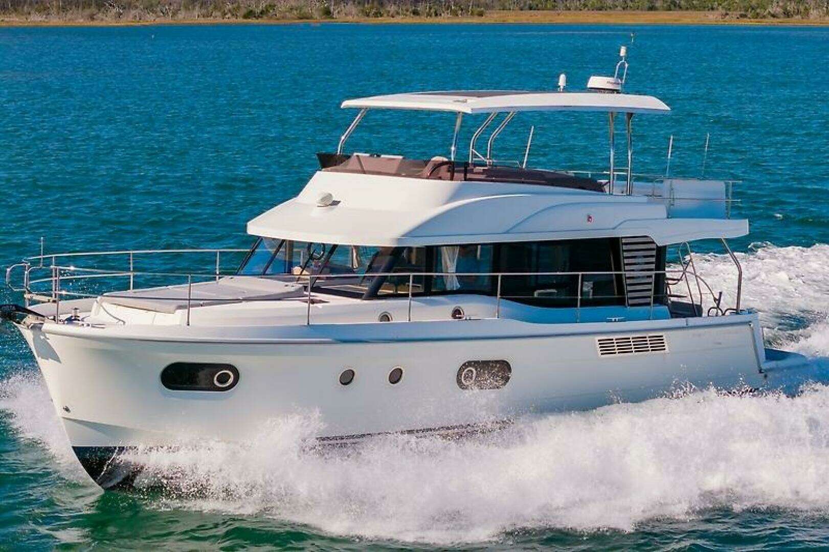 2022 Beneteau Swift Trawler - Image 3
