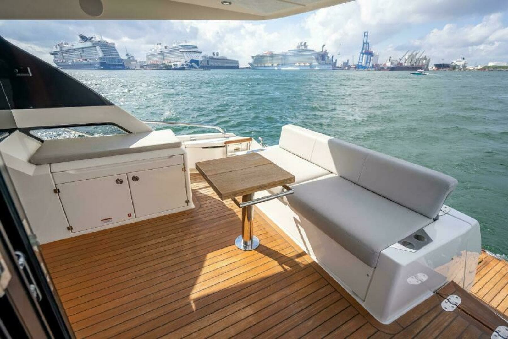 2021 Maritimo X50 - Image 9