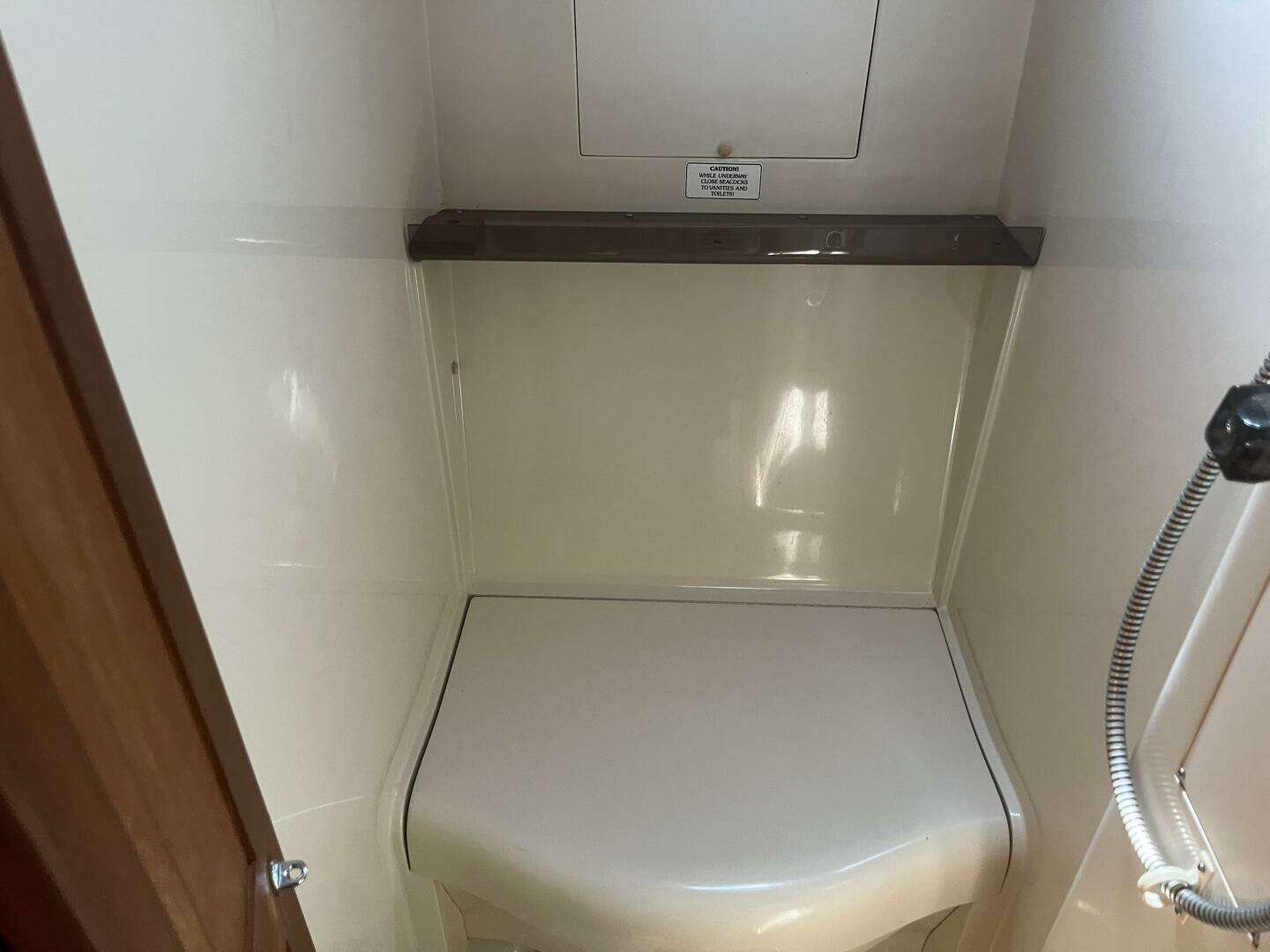 1992 Hunter 33.5 - Image 45