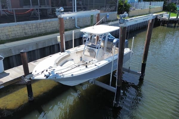 2022 Key West 244 Center Console - Image 1