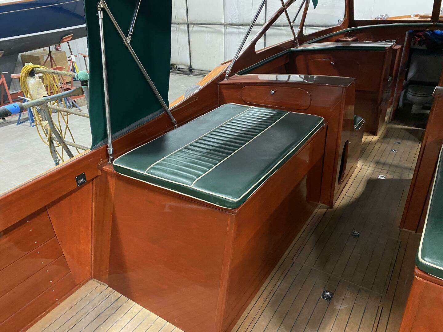 2010 Grand Craft 30 RS Anniversary Edition - Image 28