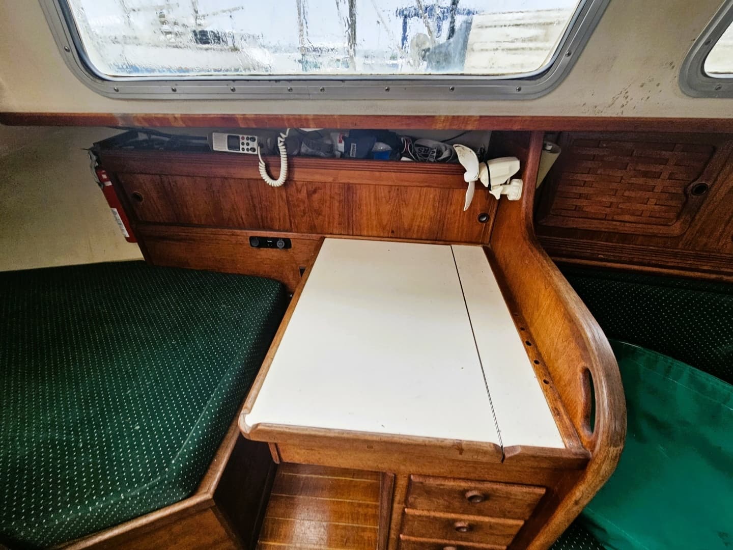 1985 Sabre 34 - Image 13