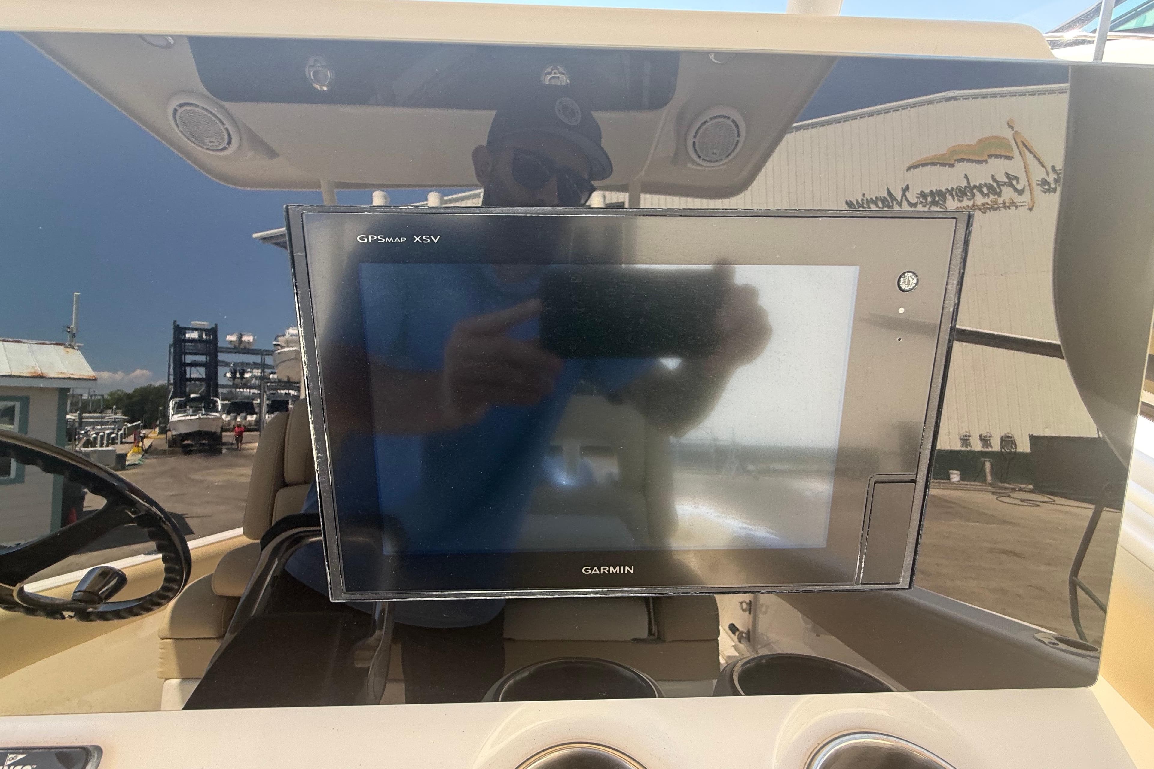 2019 Key West Billistic 281 Center Console with Garmin GPSMAP XSV display.