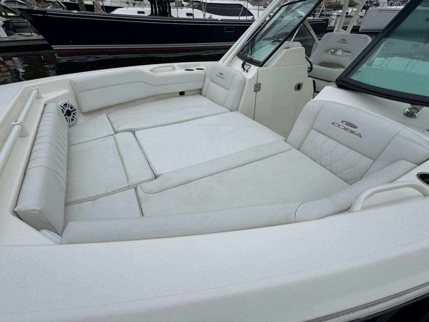 2024 Cobia 240 DC - Image 21