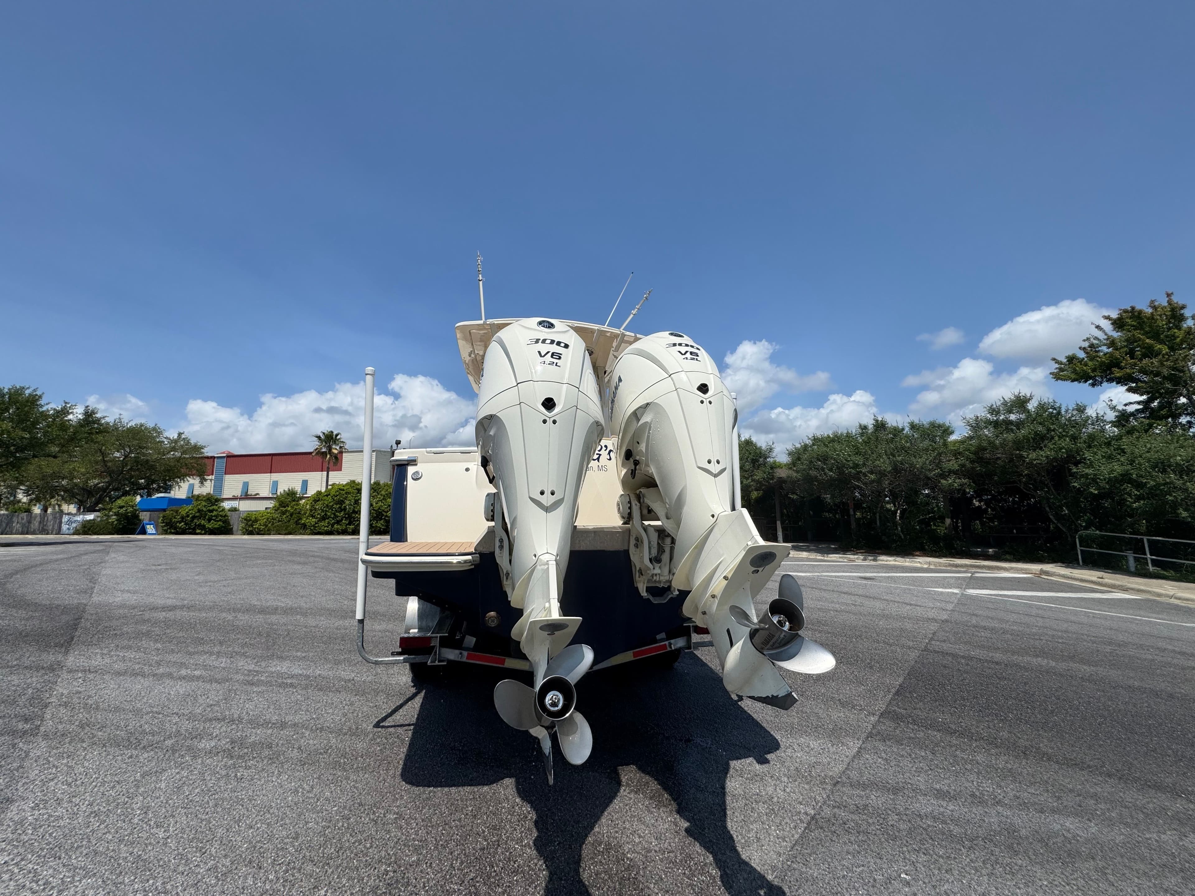 2022 SCOUT 330 LXF - Image 17