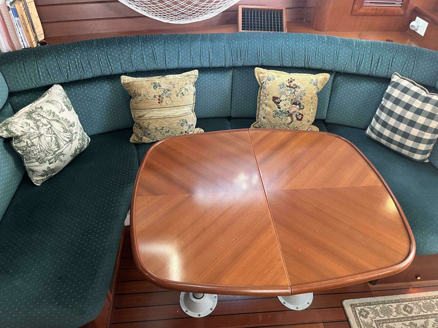 2001 Beneteau Oceanis 381 - Image 39