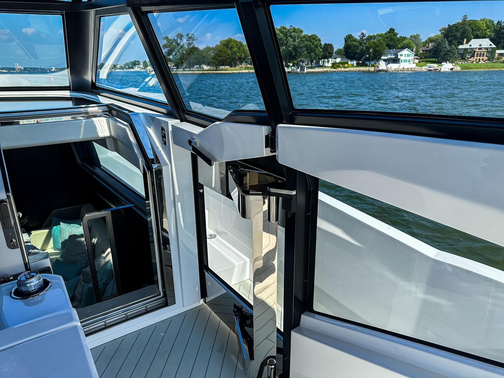 2027 Sunseeker 55 Superhawk - 13