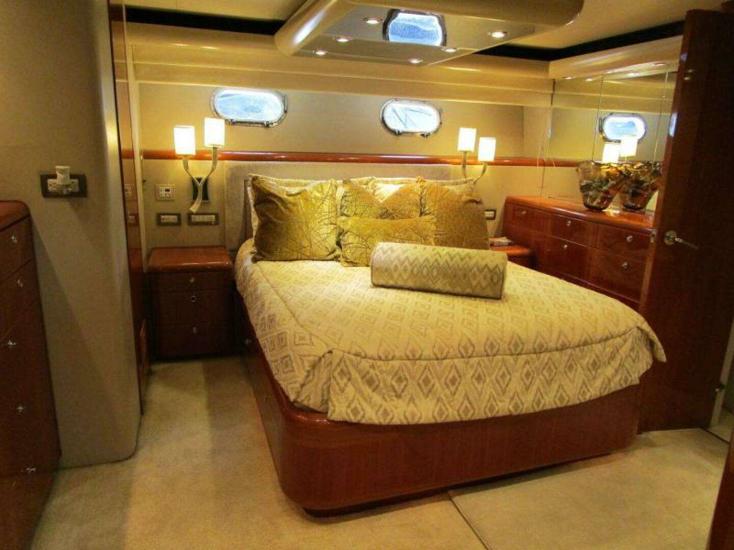 2002 Cheoy Lee Sport Motor Yacht - Image 28