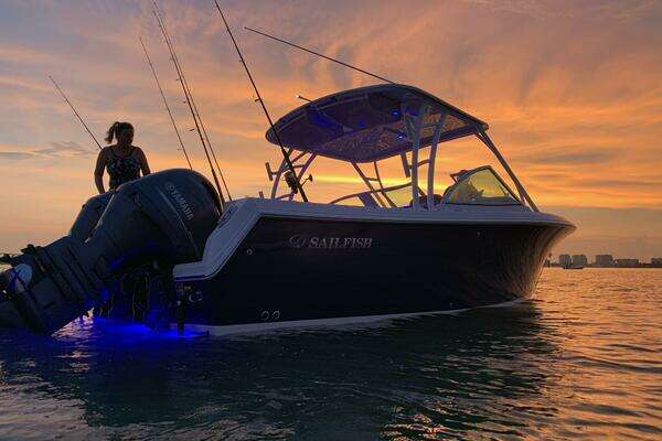 2018 Sailfish 275 Dual Console - Image 1