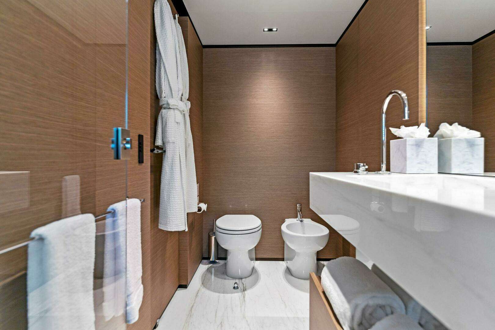 2024 Custom Line Navetta 33 - Image 88