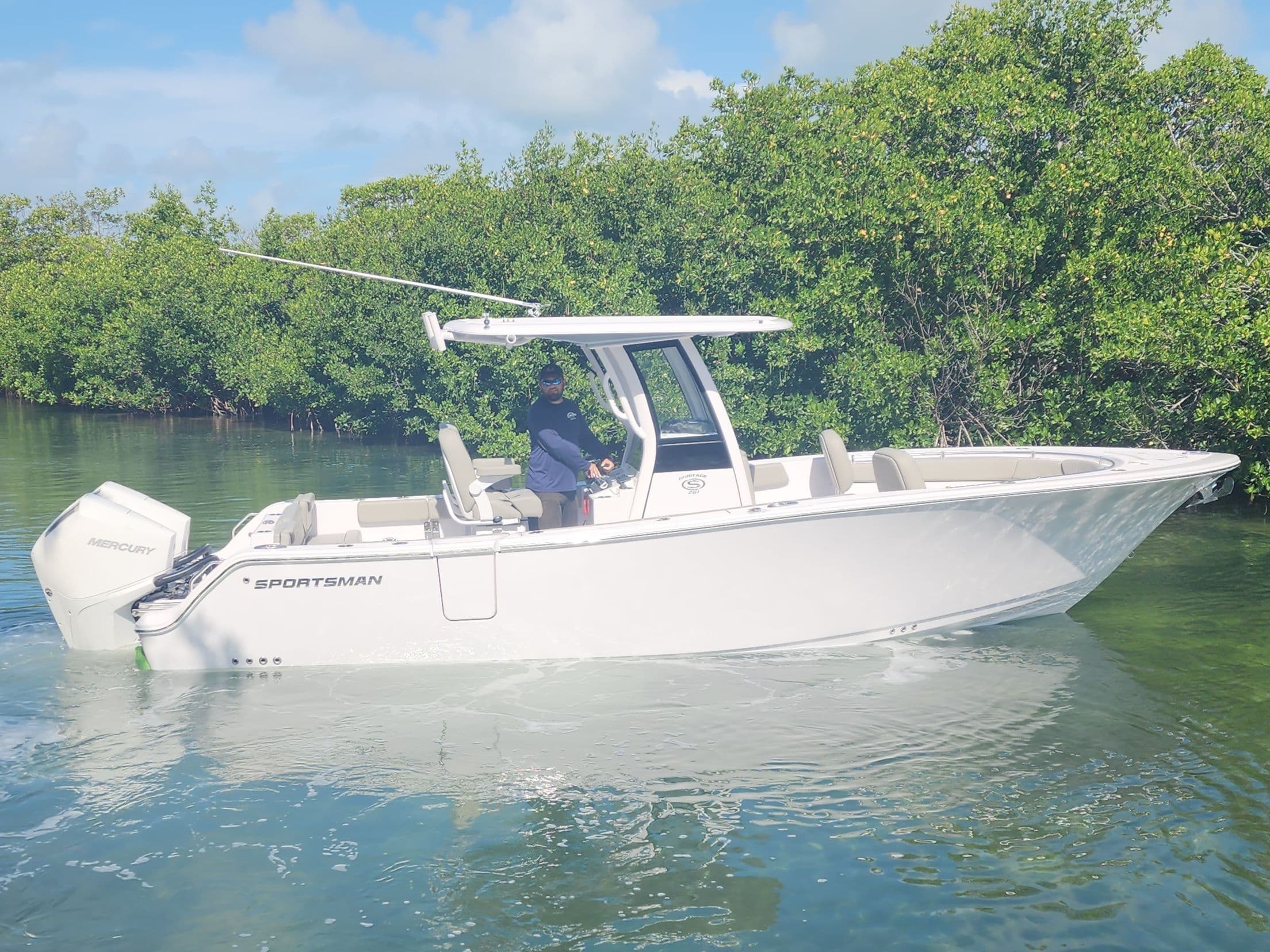 2025 SPORTSMAN 261 HERITAGE - Image 2
