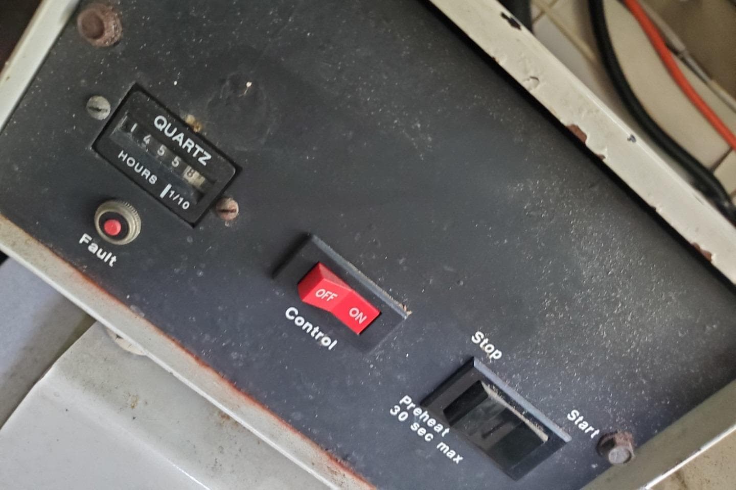 1988 Post 46 Convertible - 55