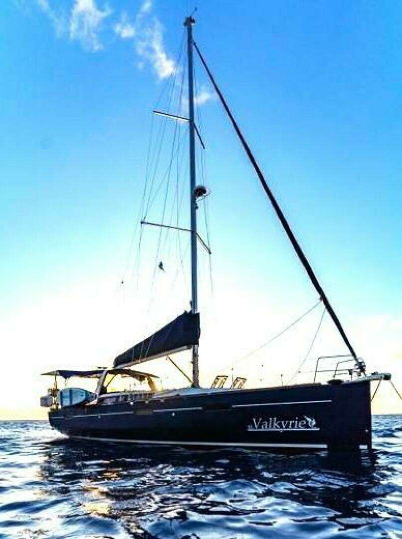 2012 Beneteau Oceanis - Image 4