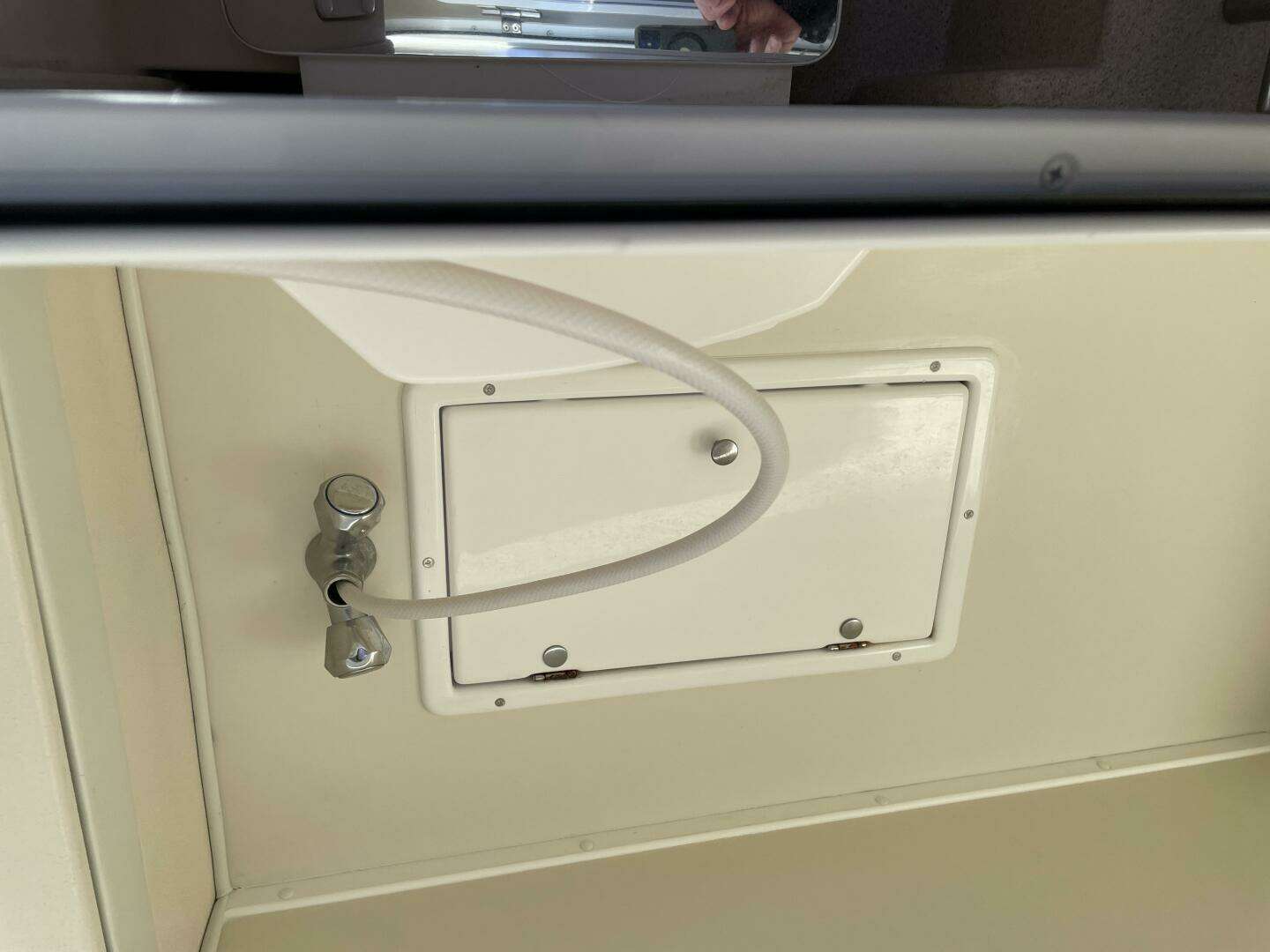 2005 Catalina 470 - Image 29