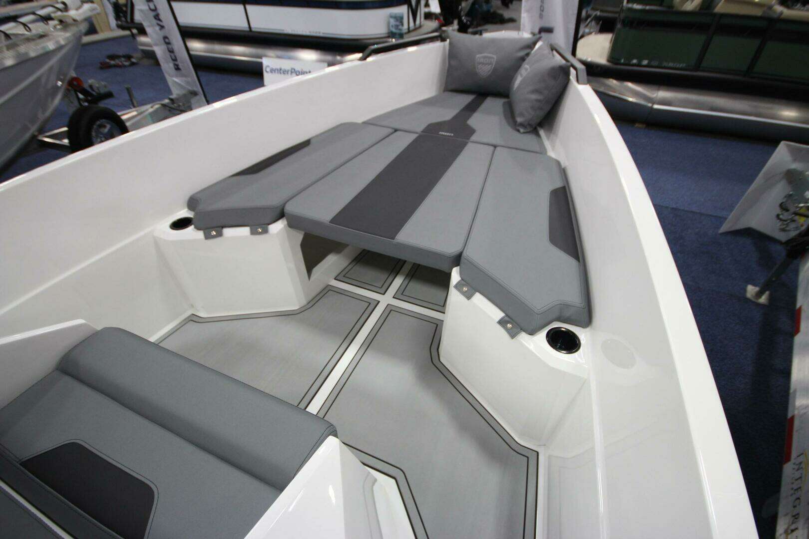 2026 Iron 827 T-Top - Image 14