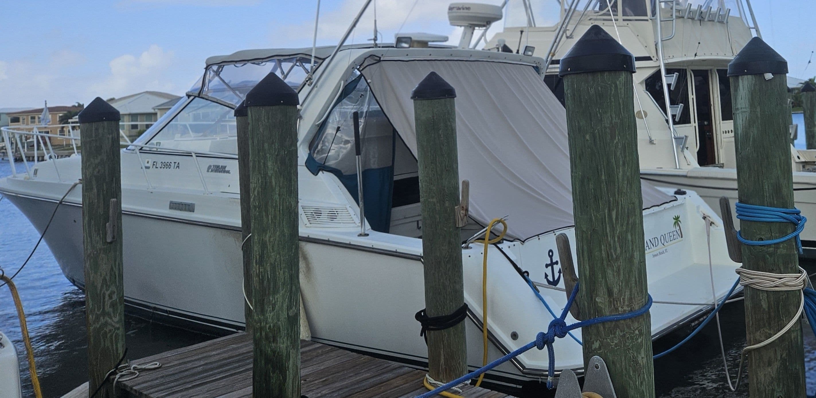1990 Trojan 11 M Express Cruiser