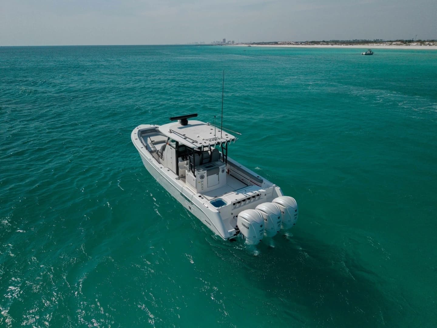 2023 Everglades 365 CC - Image 35
