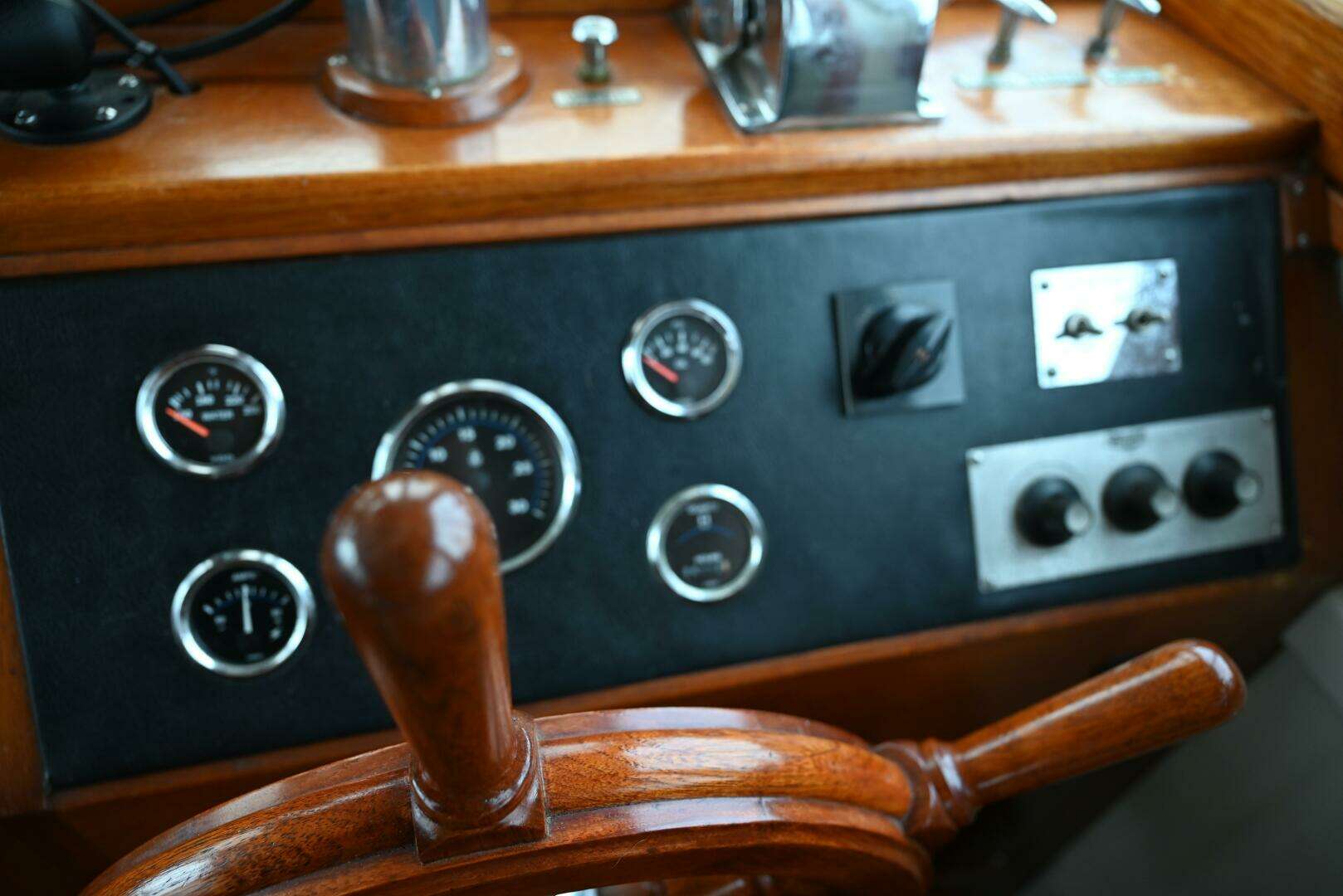 1970 Grand Banks Flybridge Trawler - Image 2